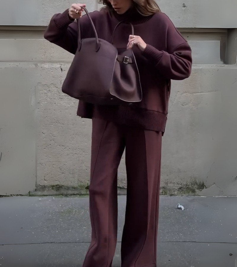 Elaina™ | Modern High-Neck Set