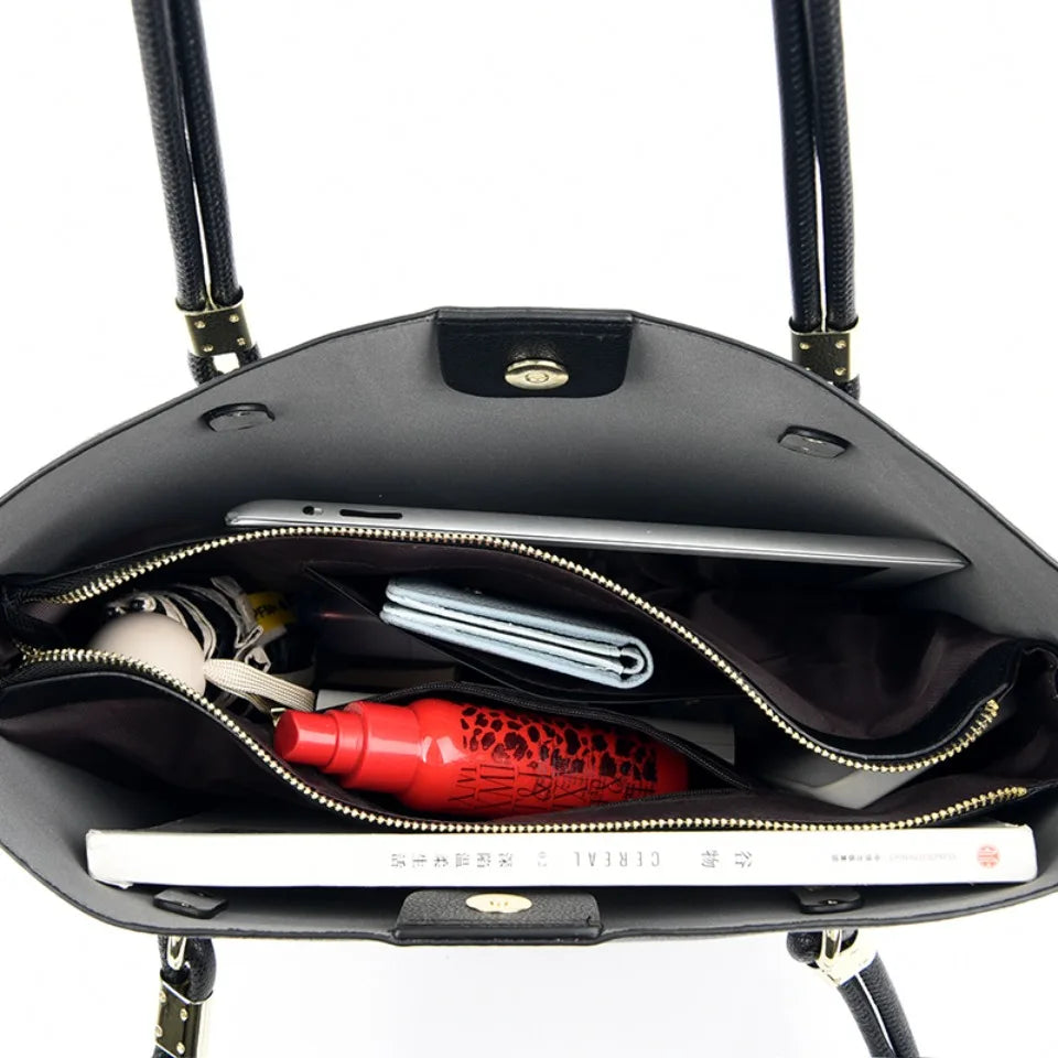 Madison™ | Classic Leather Handbag