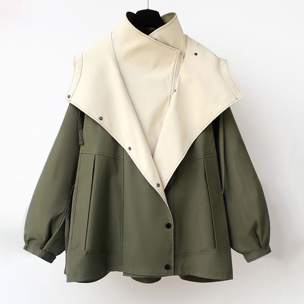 Alva Mid-Length Windbreaker
